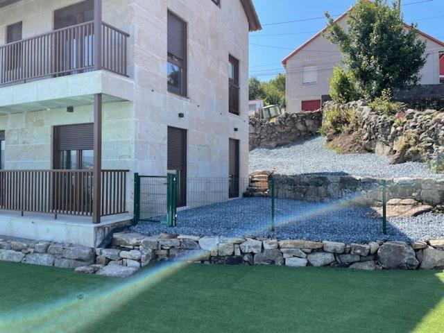 Casita Independiente Y Tres Apartamentos Con Piscina Ladeira Playa بايونا المظهر الخارجي الصورة
